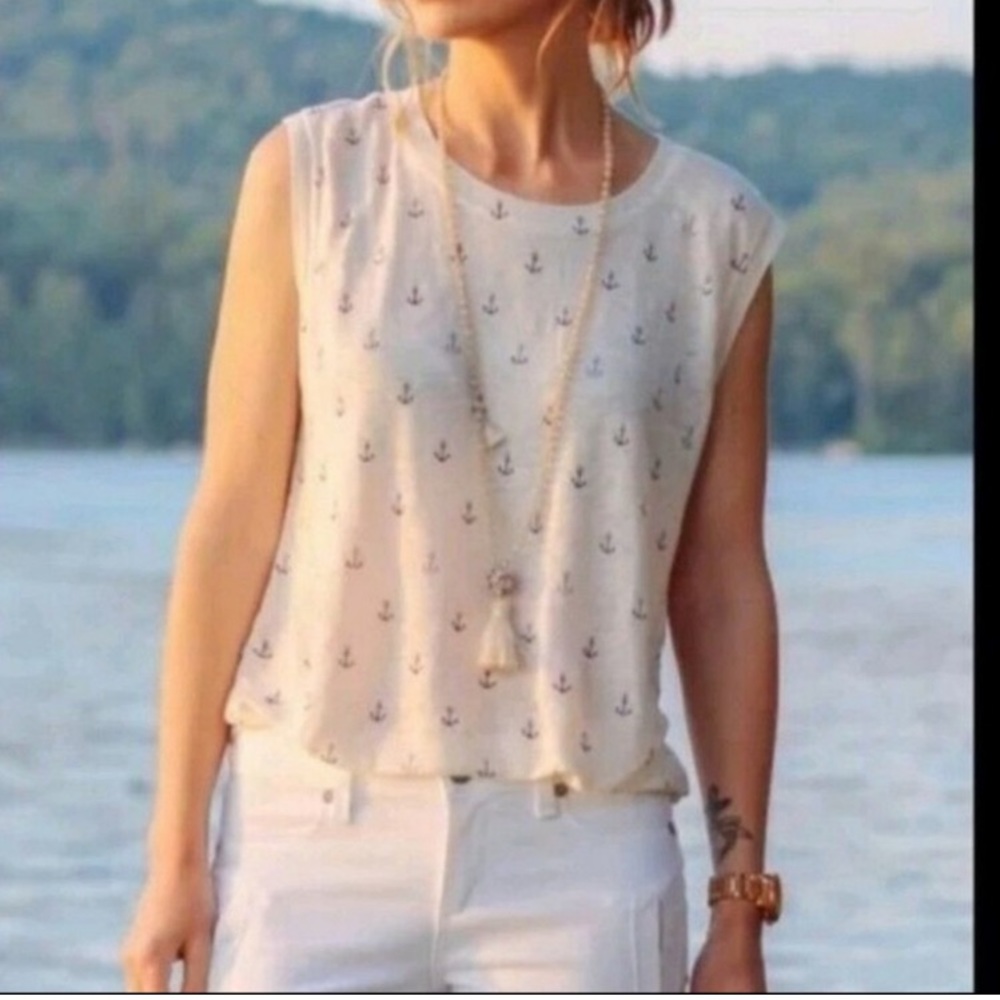 J. Crew Linen muscle tank with anchor print in gold